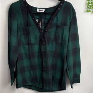 Trendy Green Plaid Lace-Up Blouse